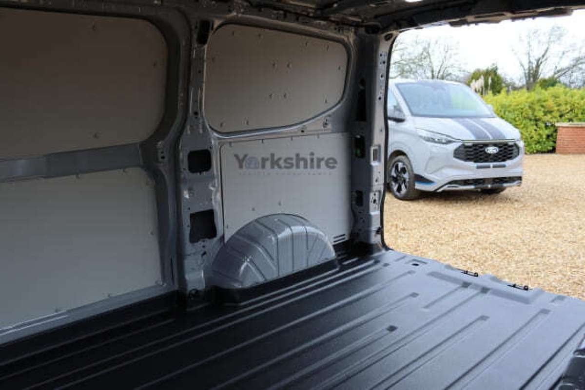 This is the Transit Custom 320 L1H1 232PS PHEV Sport Van vehicle.